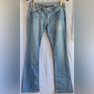 Arizona Jean Co. Light Blue Women's Bootcut Jeans Size 9